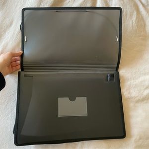 Staples Black Plastic Legal Document Holder